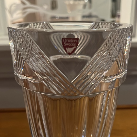 Orrefors Sweden Crystal Vase 8” Tall. - Picture 2 of 3